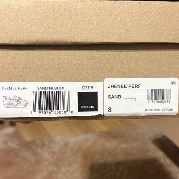 Dolce Vita Jhenee Perforated Platform Sneakers - Picture 4 of 6